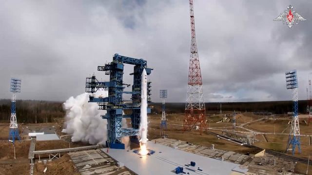 🚀Воздушно-космические силы провели успешный пуск ракеты-носителя «Ангара-1.2» с космодрома…🔽