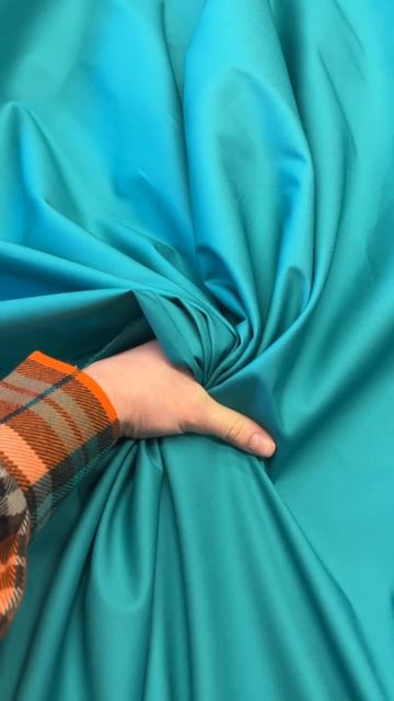 Костюмный хлопок в богатом бирюзовом цвете