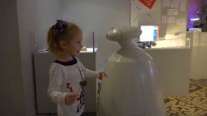 Дом Великана и Роботы - Развлечения для детей Funny Indoor Playground for kids [get.gt]