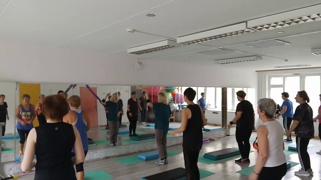 Проект Долголетие 🔥❤ Интенсивный драйв
Танцевальная гимнастика / степ-аэробика