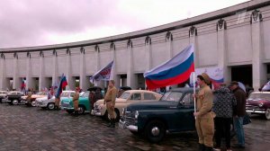 В Москве на Поклонной горе стартовал автопробег.
