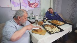 Сушим сухари на окрошку Так вкусно когда ешь ПОДВАЛ ИЛЬИЧА Жизнь за городом