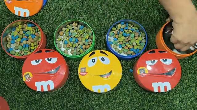 Asmr. Цветные конфеты. Видео для детей. Нэвкин тв.(105)