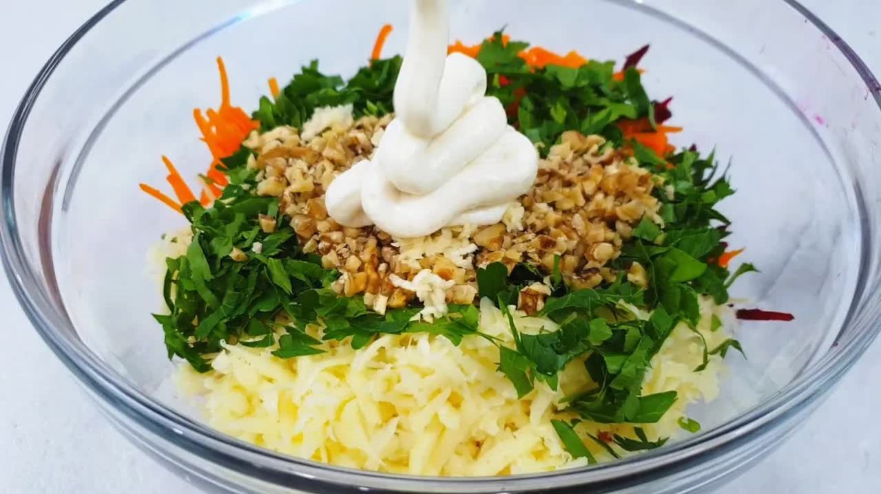 Я влюбилась в этот салат! Салат из свеклы! Никогда не устану его есть