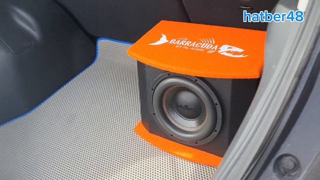 Сабвуфер Barracuda 10a V2 от DL Audio в Nissan Leaf Ze1