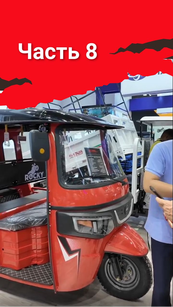 Необычный полумопед и стенд KAYO с минипитбайком