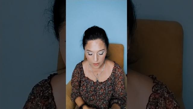 Уход вокруг глаз. Массаж. Мирра