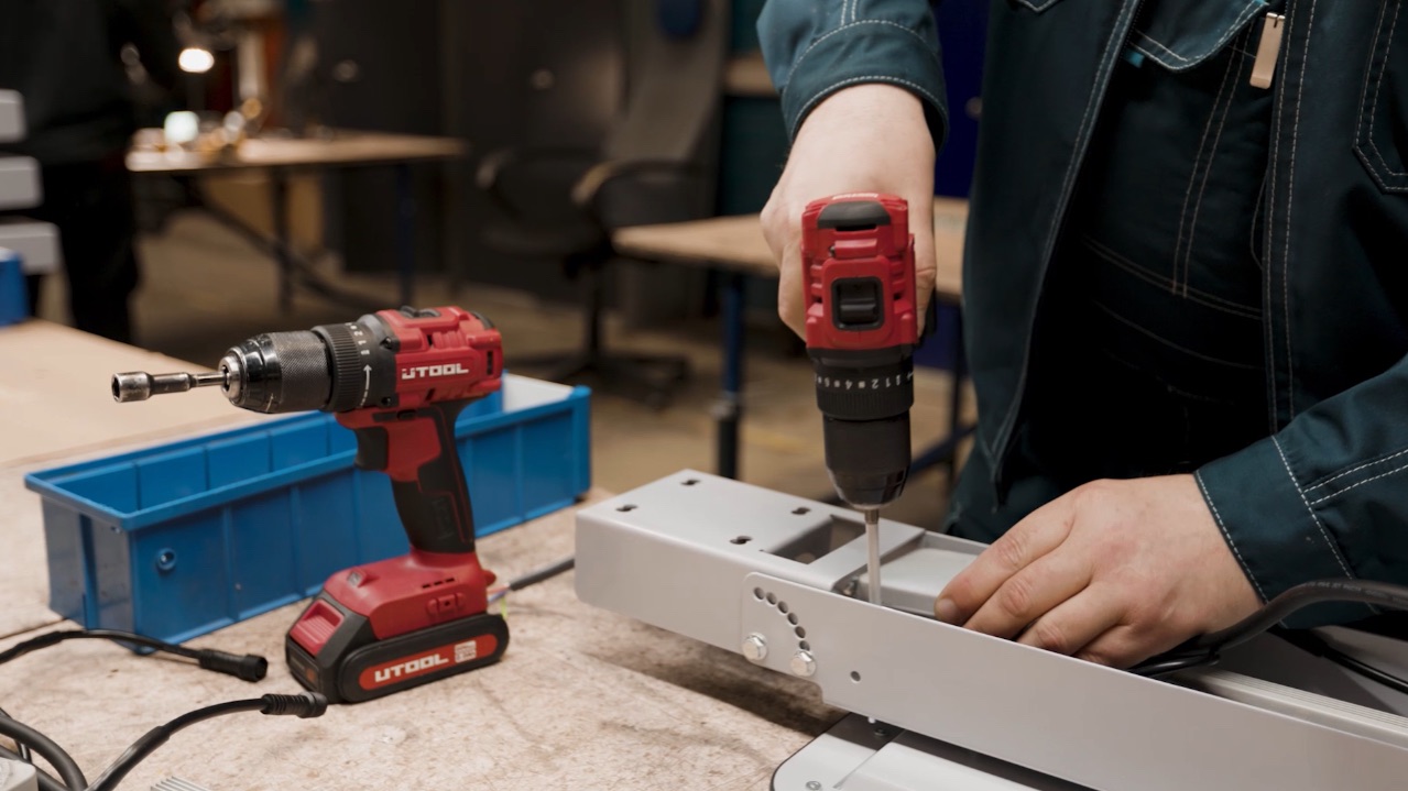 Каким должен быть компактный аккумуляторный дрель-шуруповёрт?