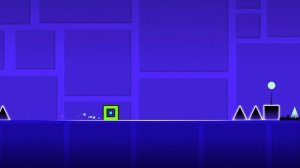 Играю в геометри Даш