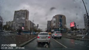 Audi Q5 А807ЕТ77 поворот налево из правого ряда
Москва,  ул. Наметкина
55.664502, 37.547818
