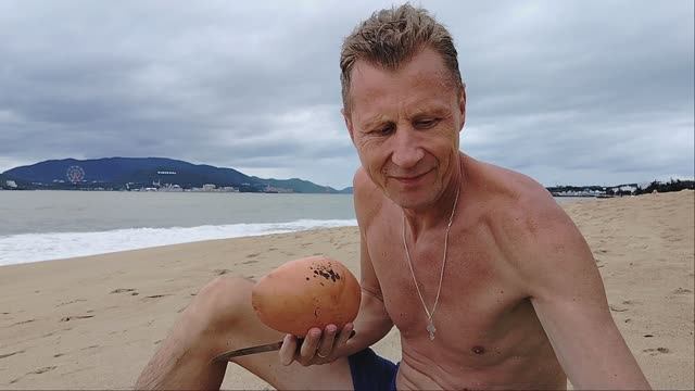 Лучшая еда та,которую ешь на пляже!