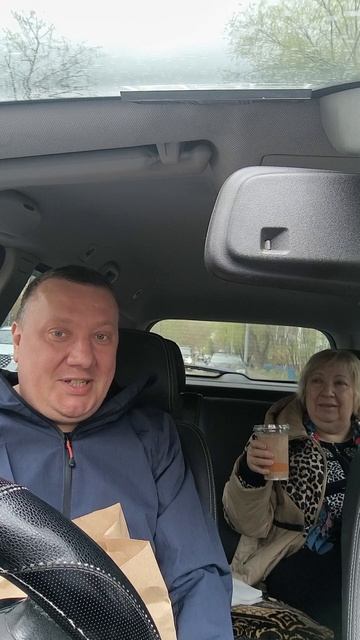 Биг Спешиал Ролл  и Шоколадный Коктейль  .. Вкусно и Точка