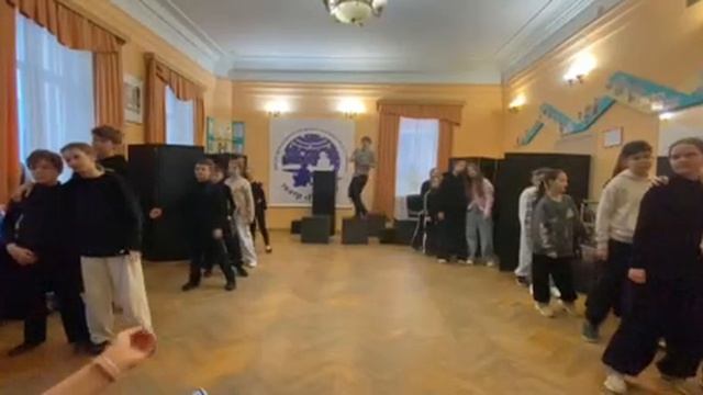 огромен мир