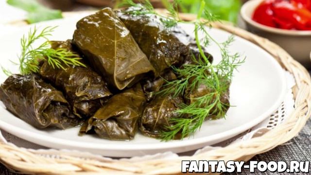 Классическая долма в виноградных листьях