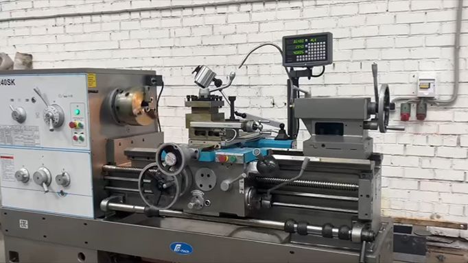 Обзор универсального токарного станка 6240SK