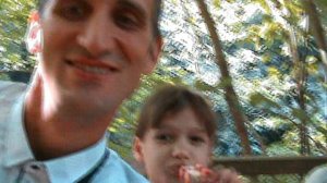 162)и МАМЕДОВОЕ УЩЕЛЬЕ КУШАЕМ МАМА,ПАПА И ВИОЛЕТТА