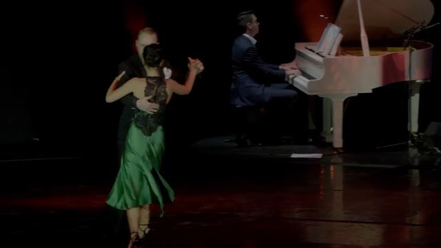 Solo Tango Orquesta, Alexander & Maria Frolovy 