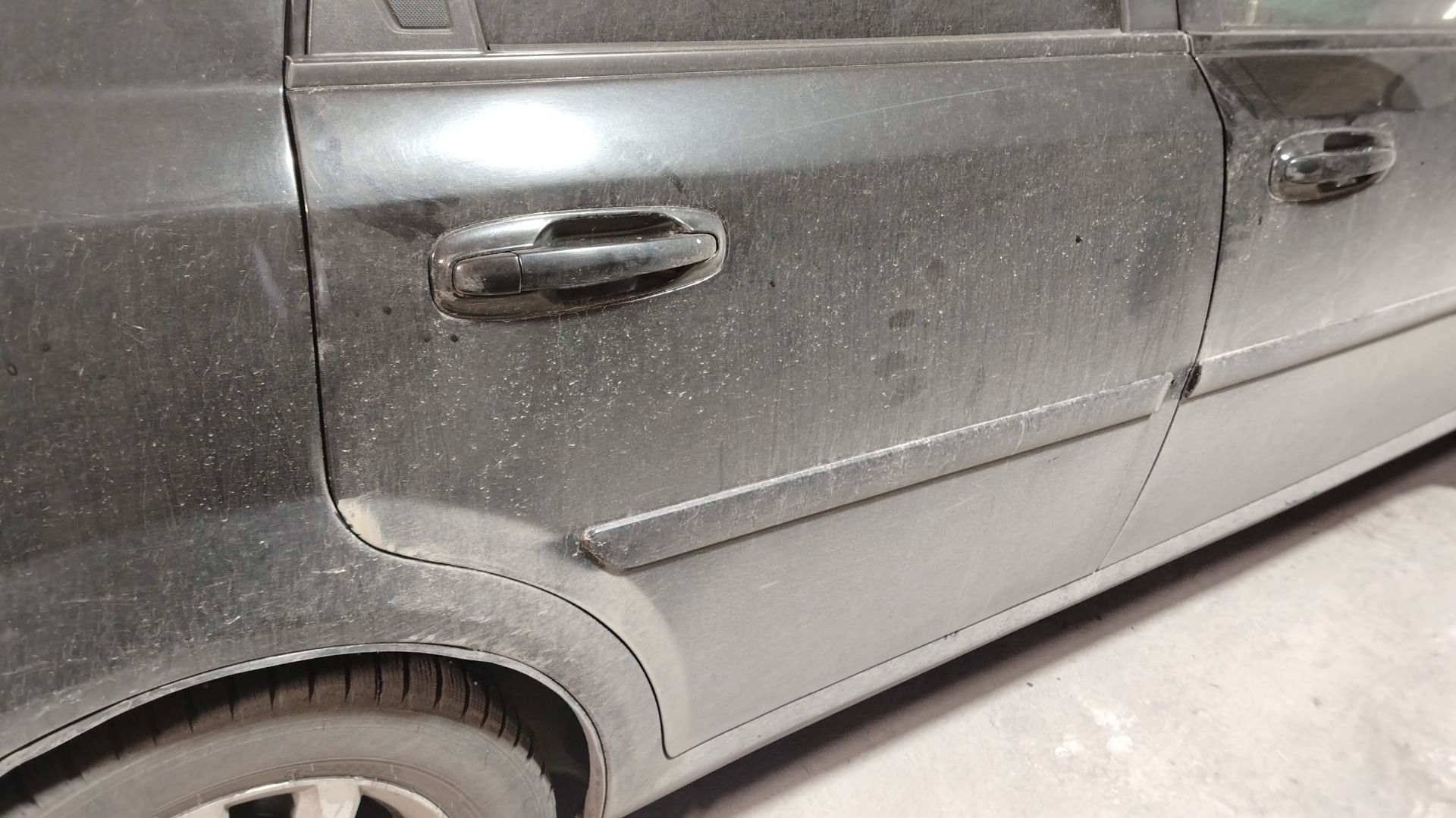 Как снять задние двери Шивроле Лачети