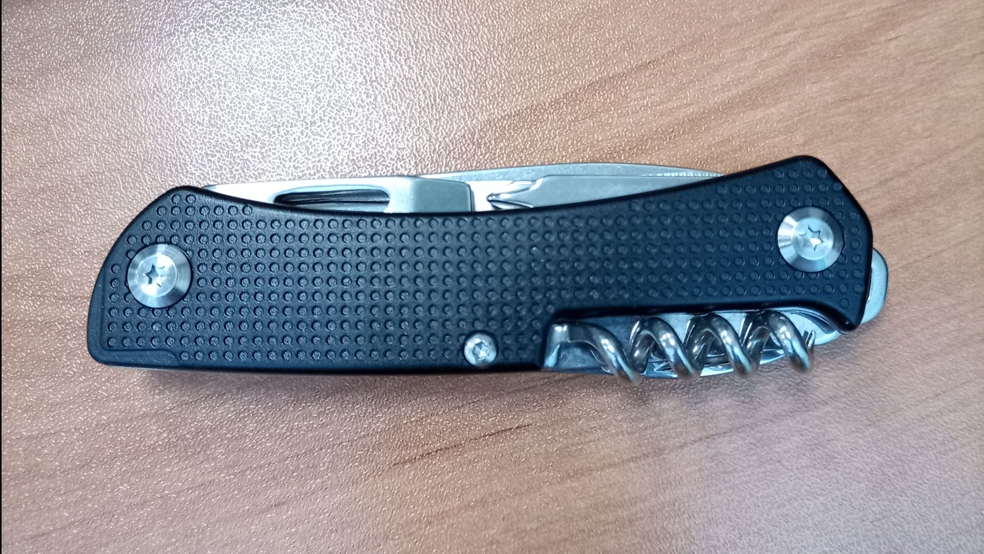 Мультитул Freetiger FTP105