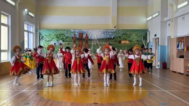 Народный танец Дружба дс Северные звёздочки