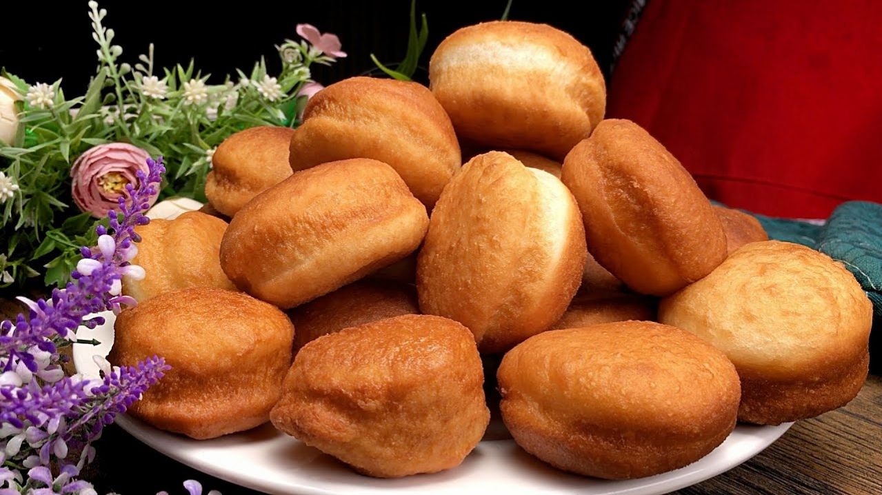 Готовлю каждое утро. Пышки на сковороде  мягкие воздушные и очень вкусные! Простой рецепт