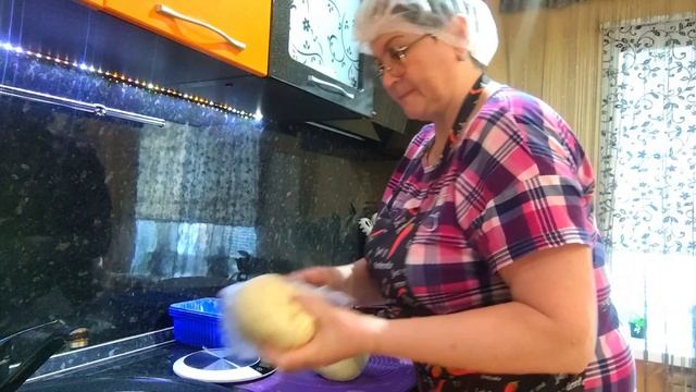 ЖИЗНЬ В СЕЛЕ:ЧЕБУРЕКИ