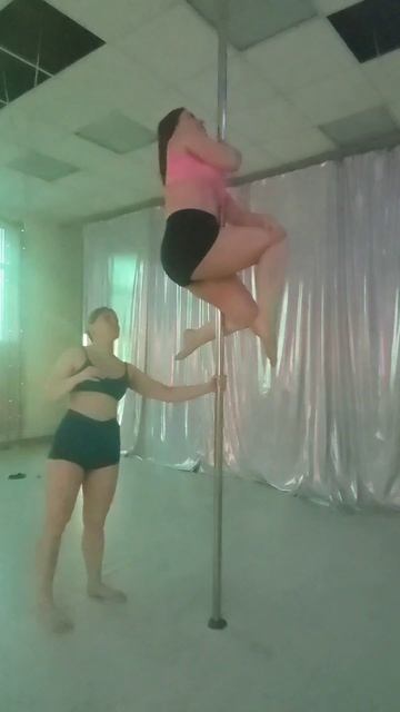 обожаю это вид спорта. вайб атмосфера! в самое сердечко. 
режимспорт спорт танцынапилоне полдан