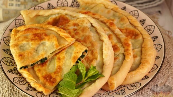 ПИРОЖКИ-ЛЕПЁШКИ СО ШПИНАТОМ И СЫРОМ