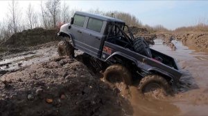 Унимог против грузовика Volvo