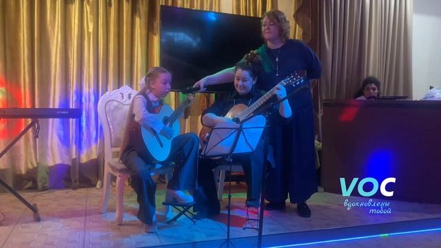 Совсем первые шаги на сцену!