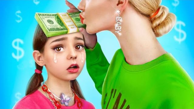 Моя Мама Любит Меня Из-за Денег  Ребенок Миллионер не Дает Денег Бедной Маме