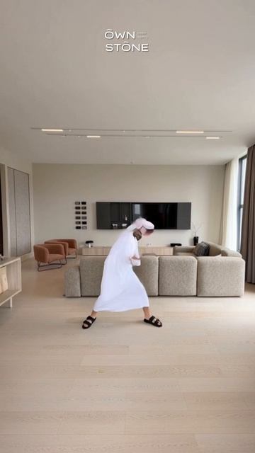 Pov: переехал из Дубая, чтобы купить квартиру в Москве за 60 000 ₽/мес.  ТГ -  @OWNSTONE_Chat