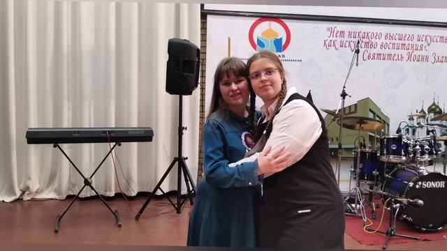 Время летит неумолимо . Песню исполняет Баталова Амелия . Видео Баталовой Елены .