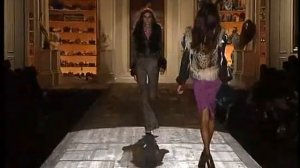 Показ женской коллекции Roberto Cavalli осень-зима 2005-2006