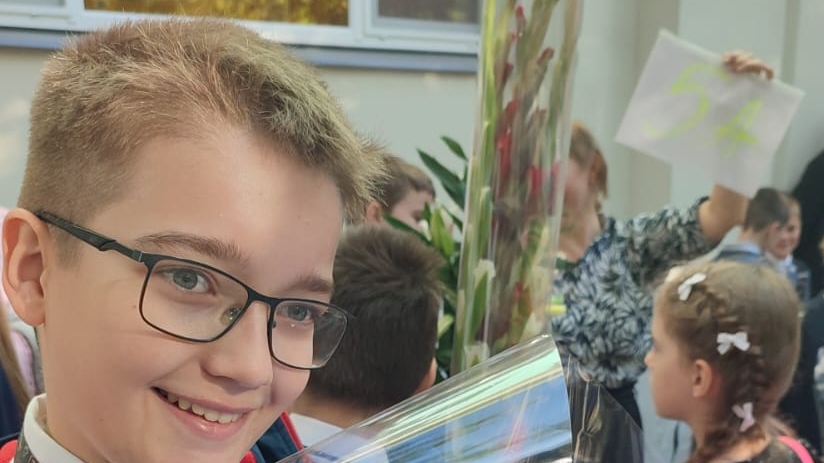 распаковка наушников