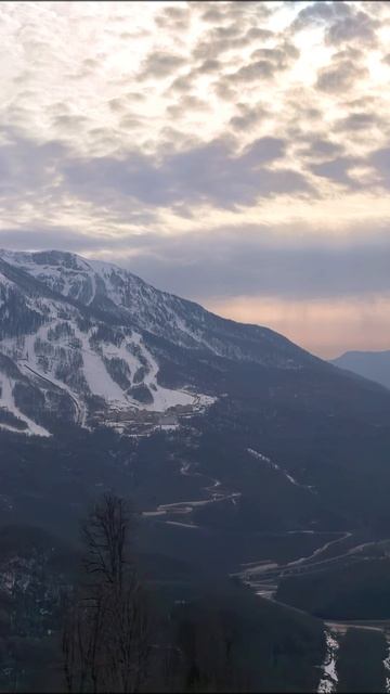 Потрясающие виды на Красную поляну  #Сочи #Mountains #Горы #Природа #Russia #Travel #Trip #Nature