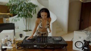 Yanetta - live from Bali [Melodic Techno & Progressive House Mix] DJ SET