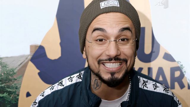 живое видео натан говорит что дракон сису дату красивая умная у неё шутки смешные но среди собак