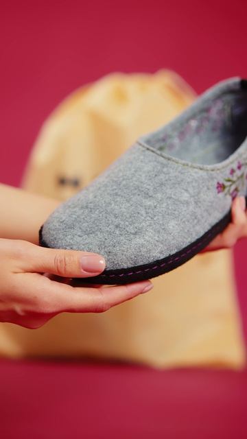 Войлочные тапочки Лаванда