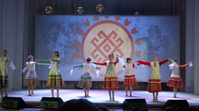 Открытие концертной программы В СОЗВЕЗДИИ НАРОДОВ. ЭРВЕЛ СЕМ. Видео Василия Хайбуллина