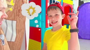 Макс и Катя устроили Прятки