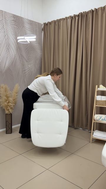 Чехол ПРОЗРАЧНЫЙ для Косметологического кресла