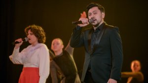 Исанов Р. и анс. "Девчата" - "Баллада о Земле"