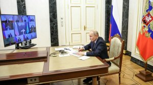 Путин поручил обеспечить доступ к важным сервисам даже при сбоях мобильного интернета