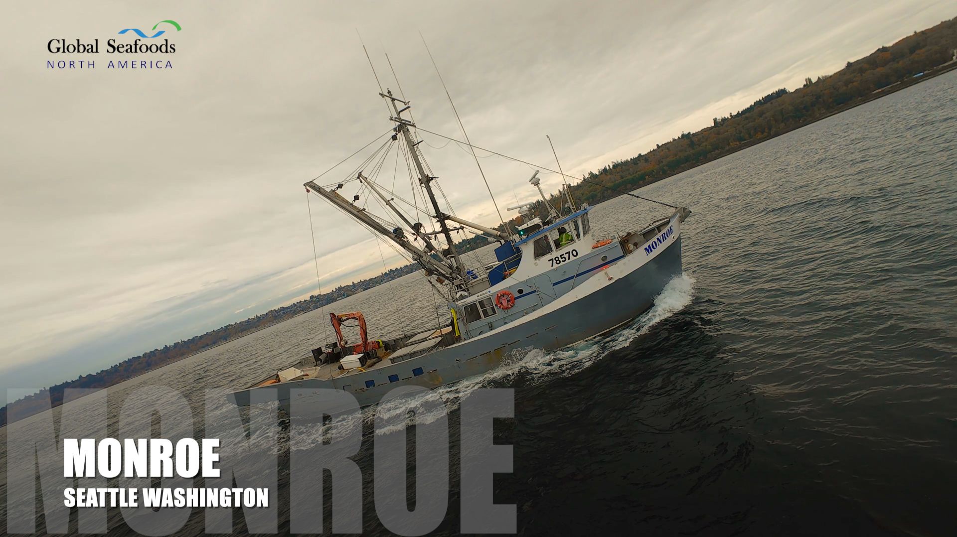 Рабочая сторона Тихоокеанского Северо-Запада оживает, когда лососевый тендер F/V Monroe выходит