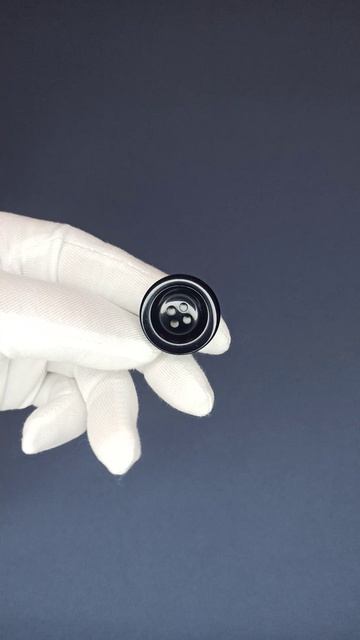 Пуговицы темно-синие (р-р № 40), Артикул 05605