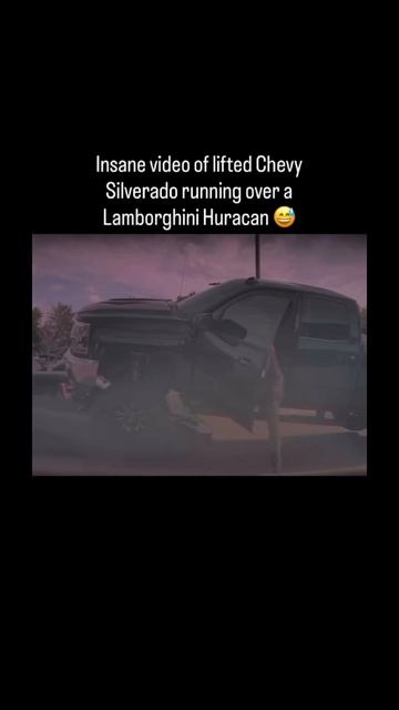 во Флориде девушка на пикапе наехала на Lamborghini Huracan