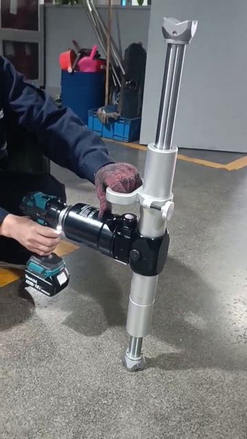 Портативный гидроцилиндр двойного действия с двумя штоками ПЦГ-2 аккумуляторный HighProp Pro