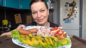 МУКБАНГ КАРТОФЕЛЬ В МУНДИРЕ,СОСИСКИ/БУТЕРБРОДЫ/ОВОЩНОЙ САЛАТИК С МАЙОНЕЗОМ/MUKBANG ЕДА ОБЖОР