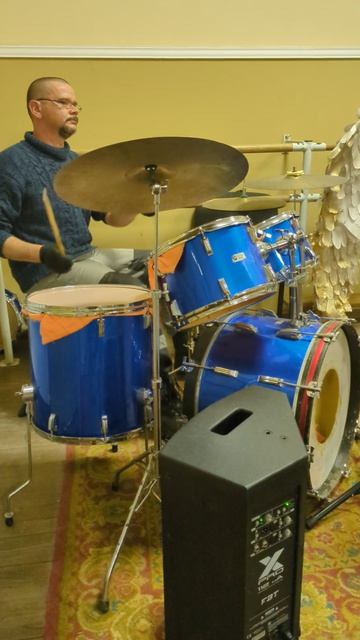 сикстольное заполнение. вариация. ударные. барабаны